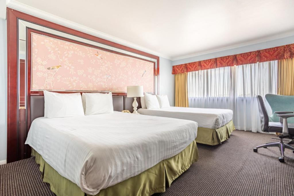 Queen Room Two Queen Beds