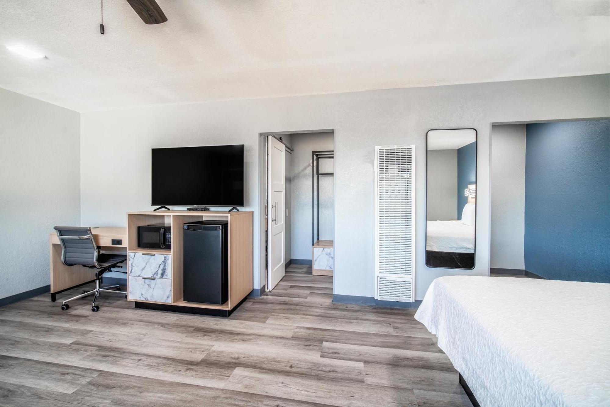 King Suite Sea View