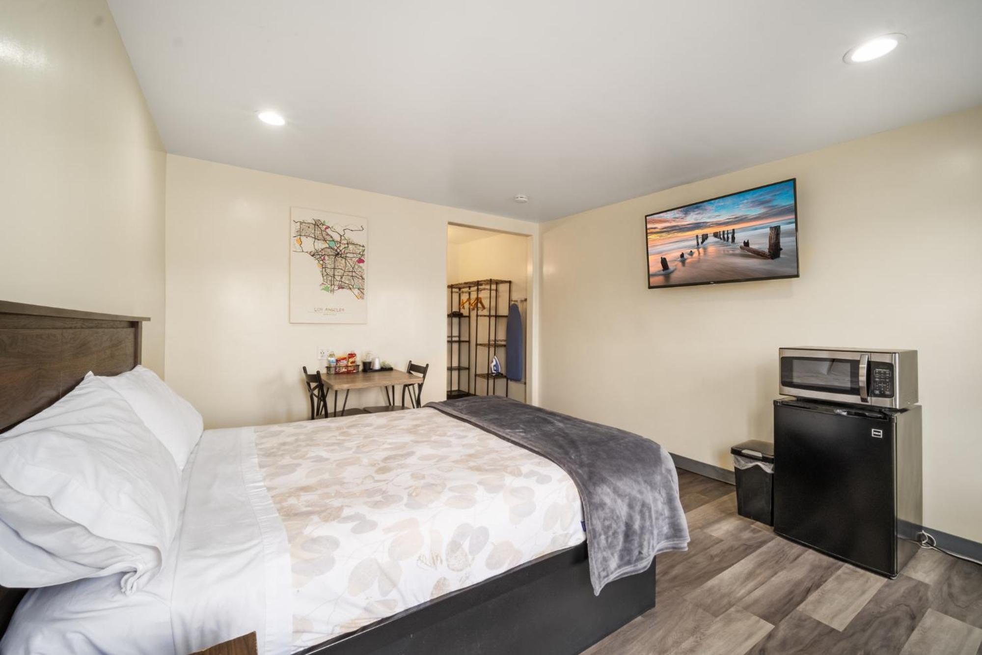 Queen Room