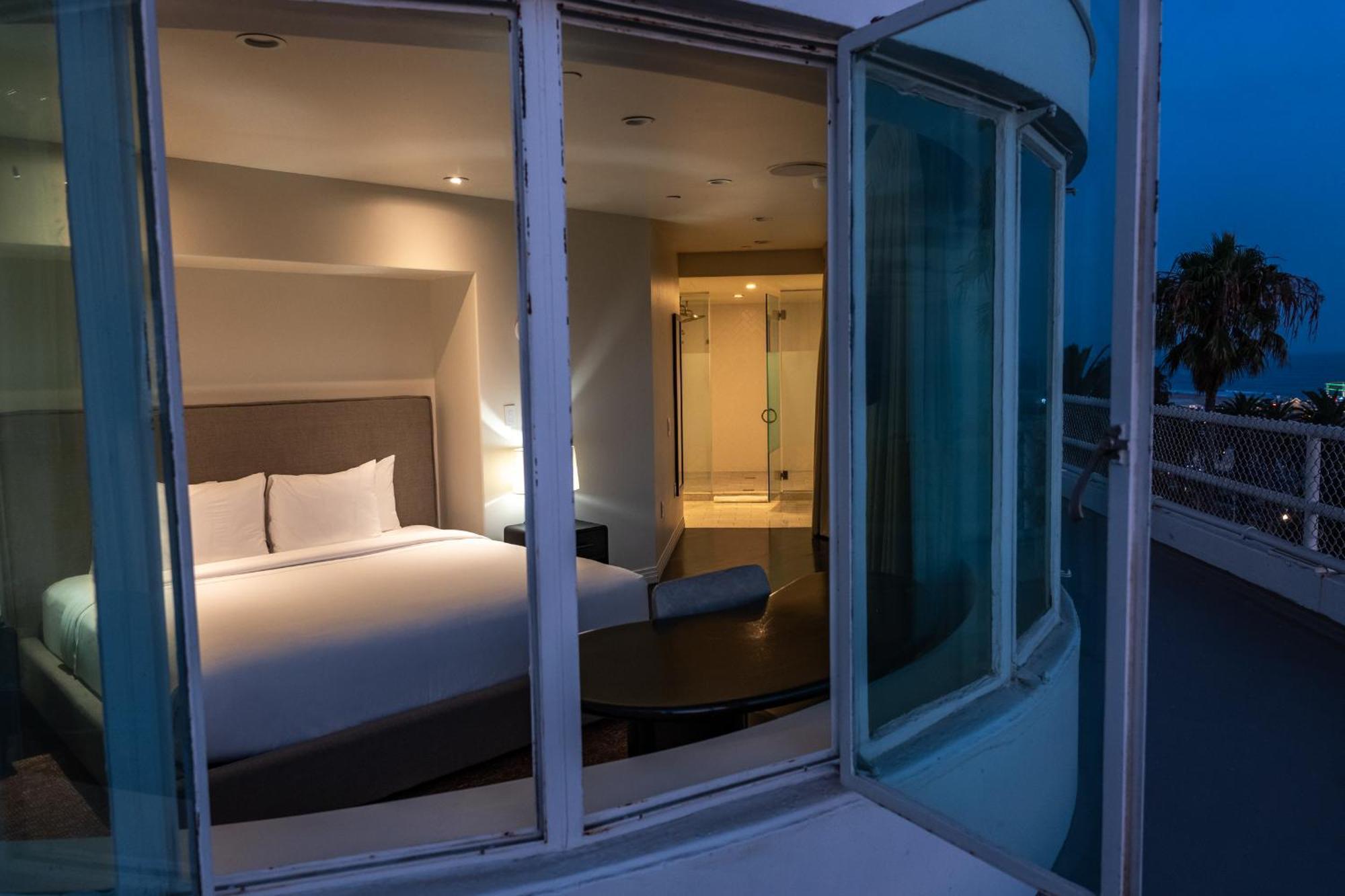 The Oasis Suite