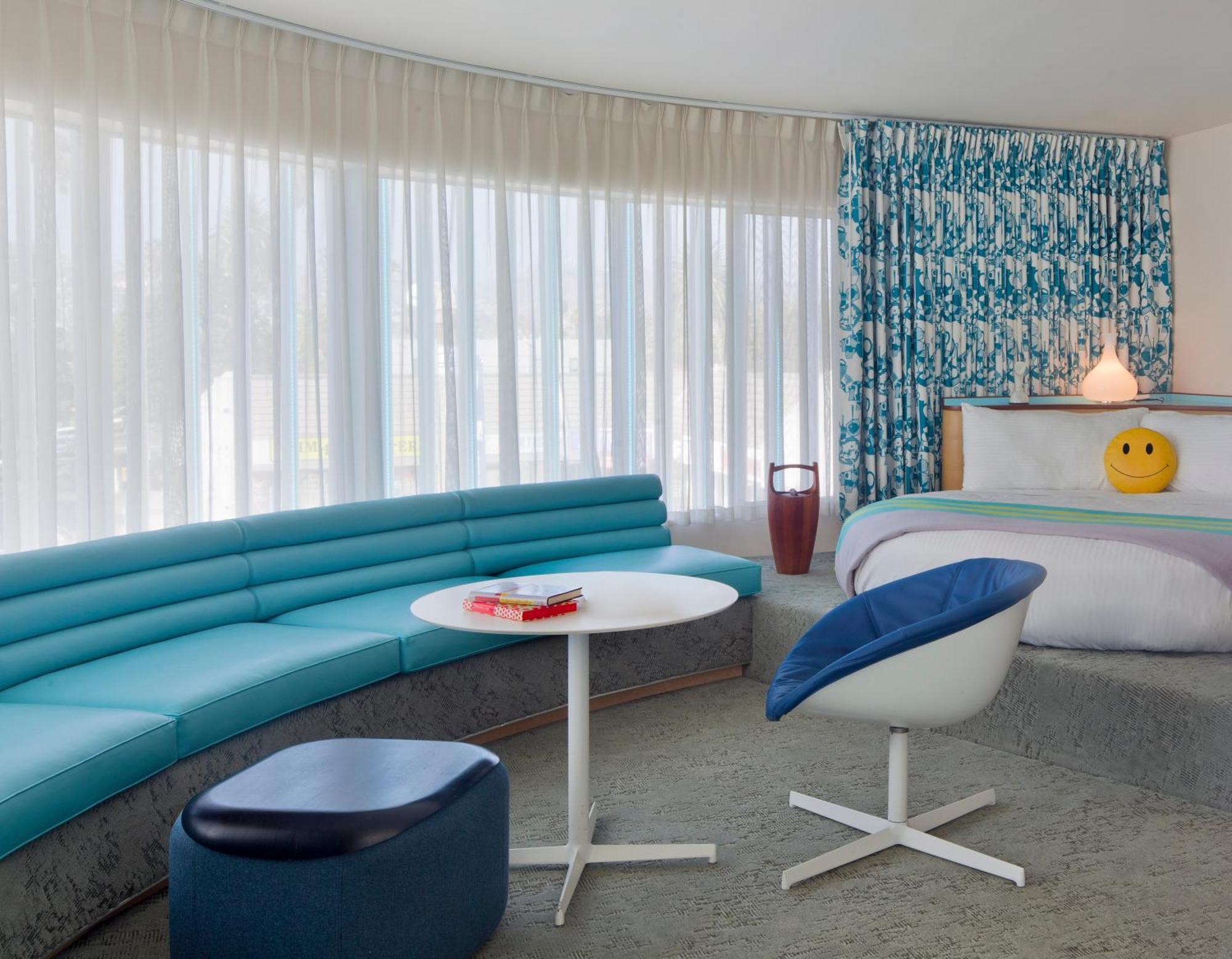 King Suite Spa Bath