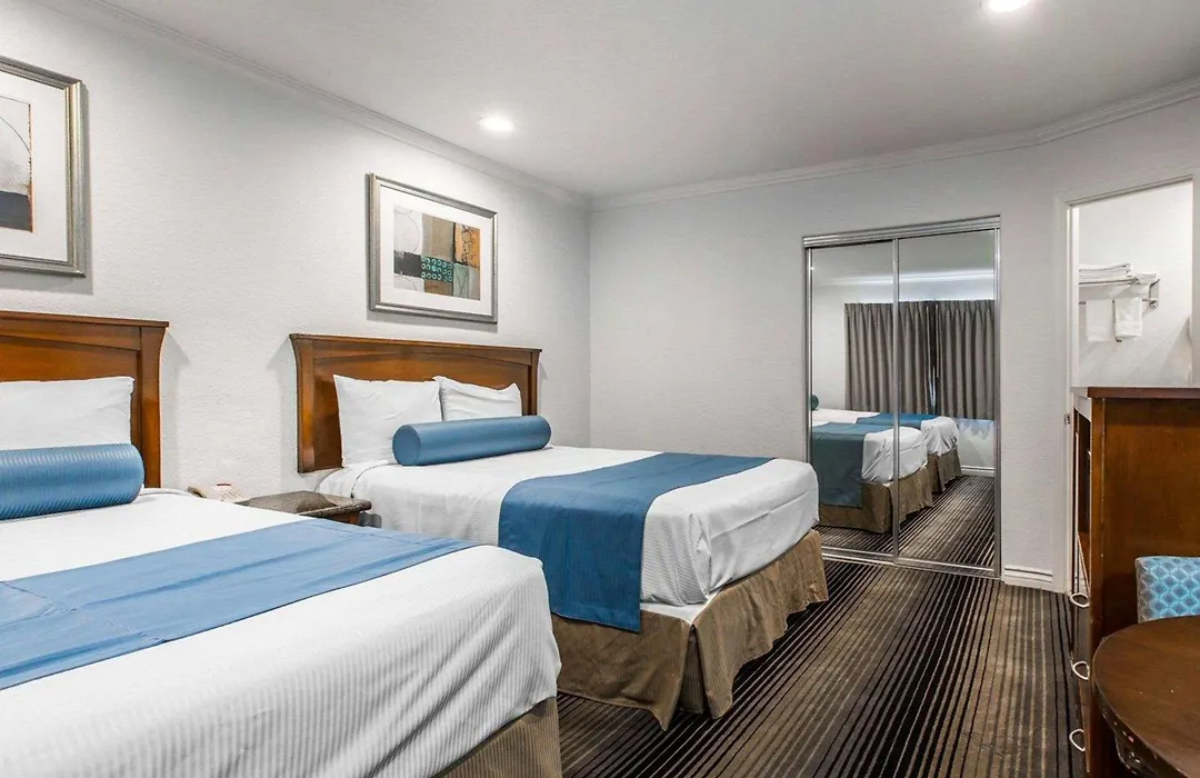 Rodeway Inn & Suites Pacific Coast Highway-1