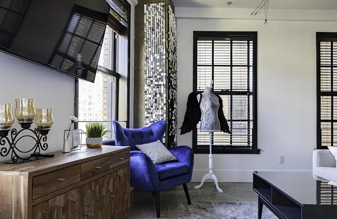 Urban Loft Apartment-1