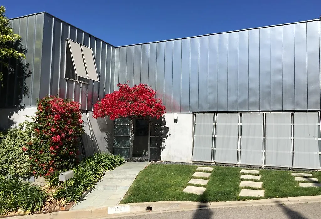 Silver Box Beverly Hills-1