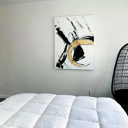 Memorable Renovated 1Br Unit By The Pool Villa-2