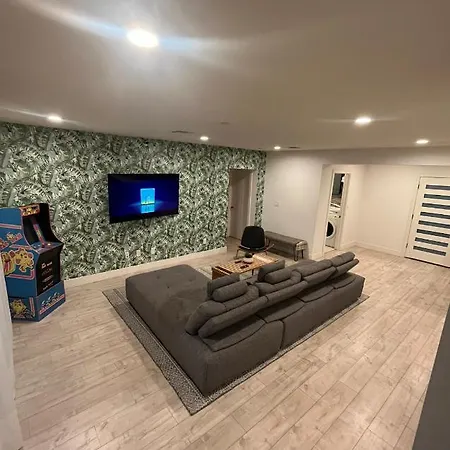 Stay In West La-3