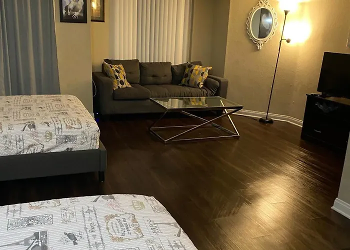Hollywood Loft Spacious With 2 Beds And Parking Los Angeles