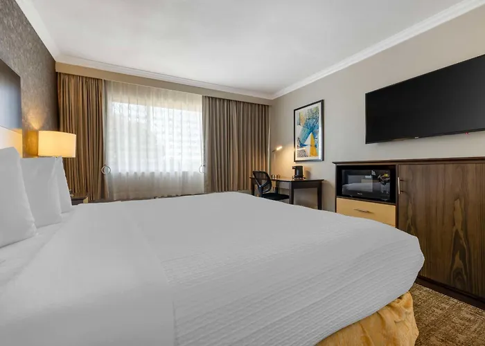 Best Western Los Angeles Worldport Hotel